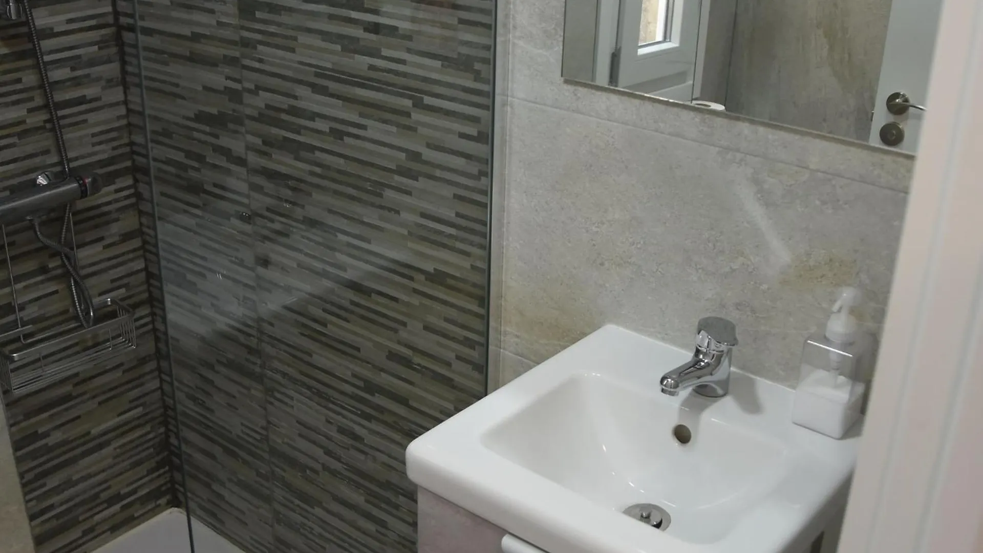 Nuevo Apartamento En Santander! Spanien